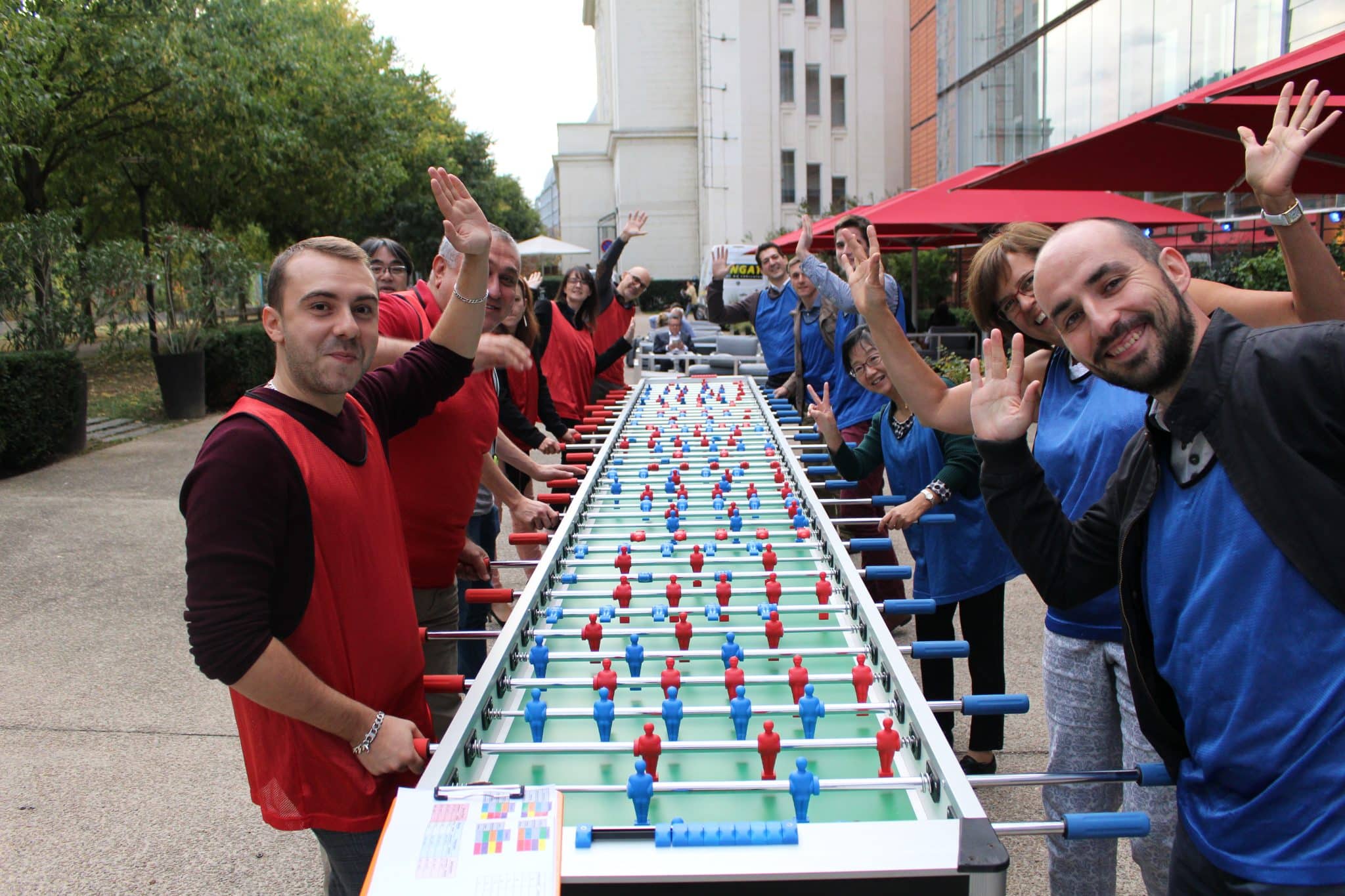 Règle du jeu du BABY FOOT GEANT - jeu de ballon sportif pour